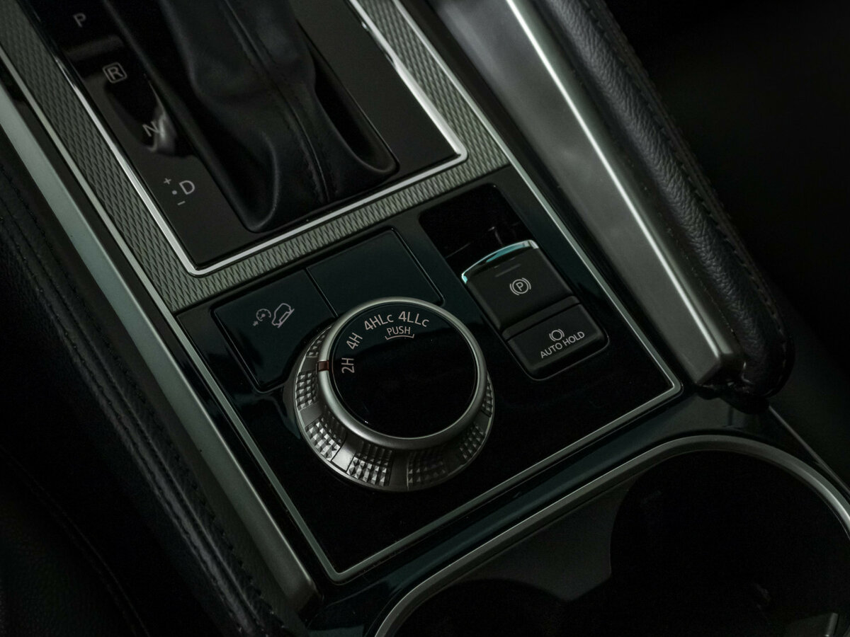 Mitsubishi Montero Sport с пробегом — 2022 год. Фото: #15