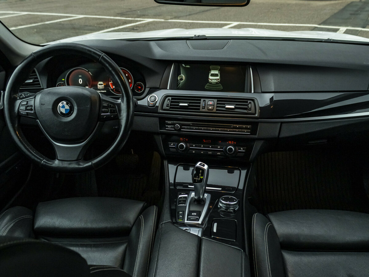 BMW 5 серии с пробегом — 2015 год. Фото: #12