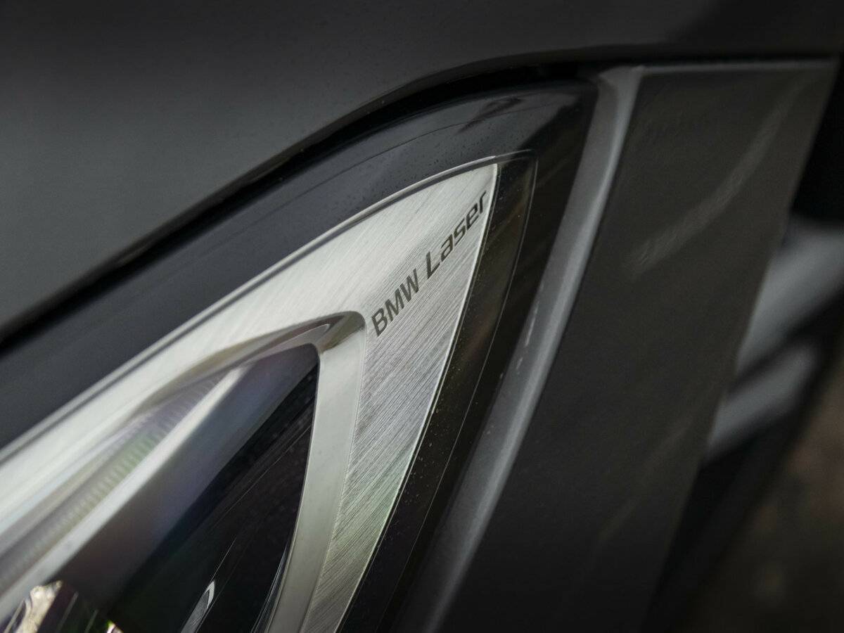 BMW 3 серии с пробегом — 2019 год. Фото: #1