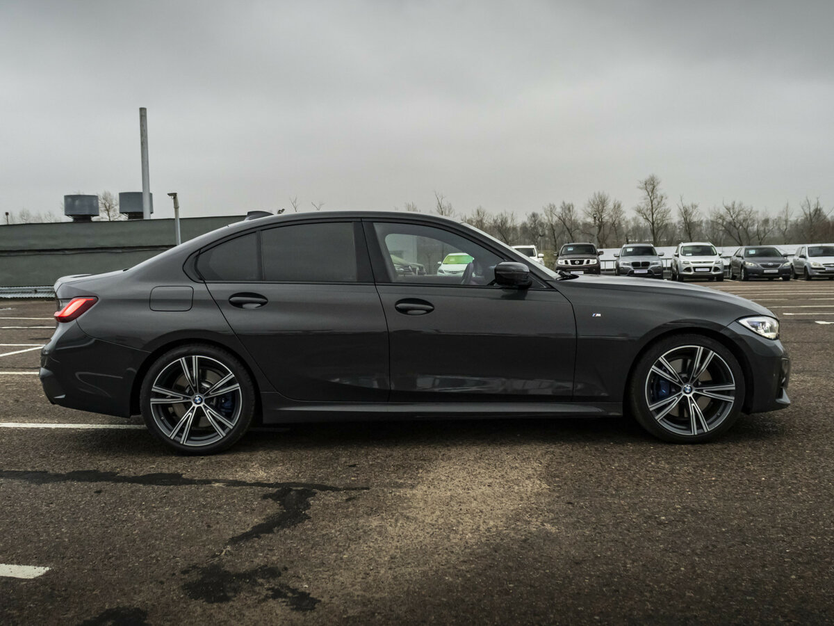BMW 3 серии с пробегом — 2019 год. Фото: #4