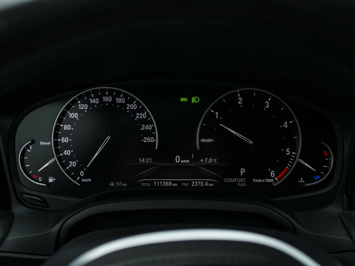 BMW 3 серии с пробегом — 2019 год. Фото: #11