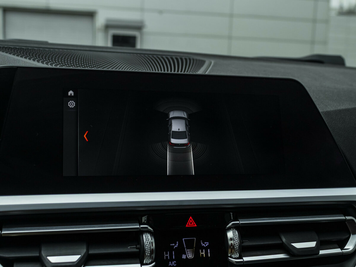 BMW 3 серии с пробегом — 2019 год. Фото: #14