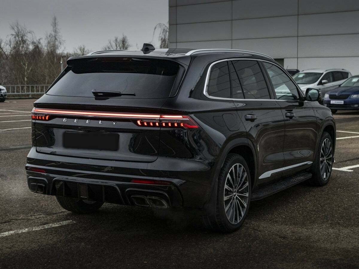 Geely Monjaro с пробегом — 2025 год. Фото: #4