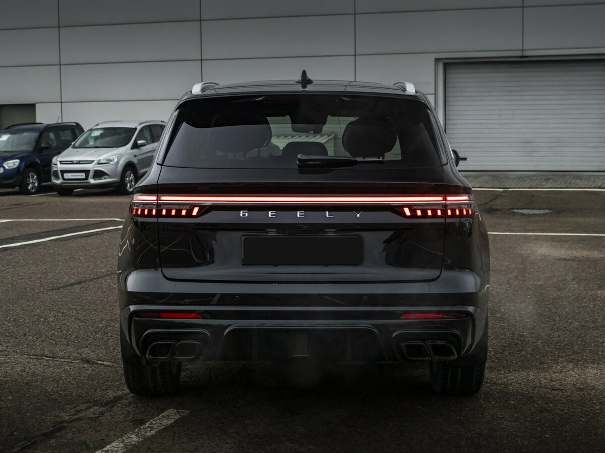 Geely Monjaro с пробегом — 2025 год. Фото: #5