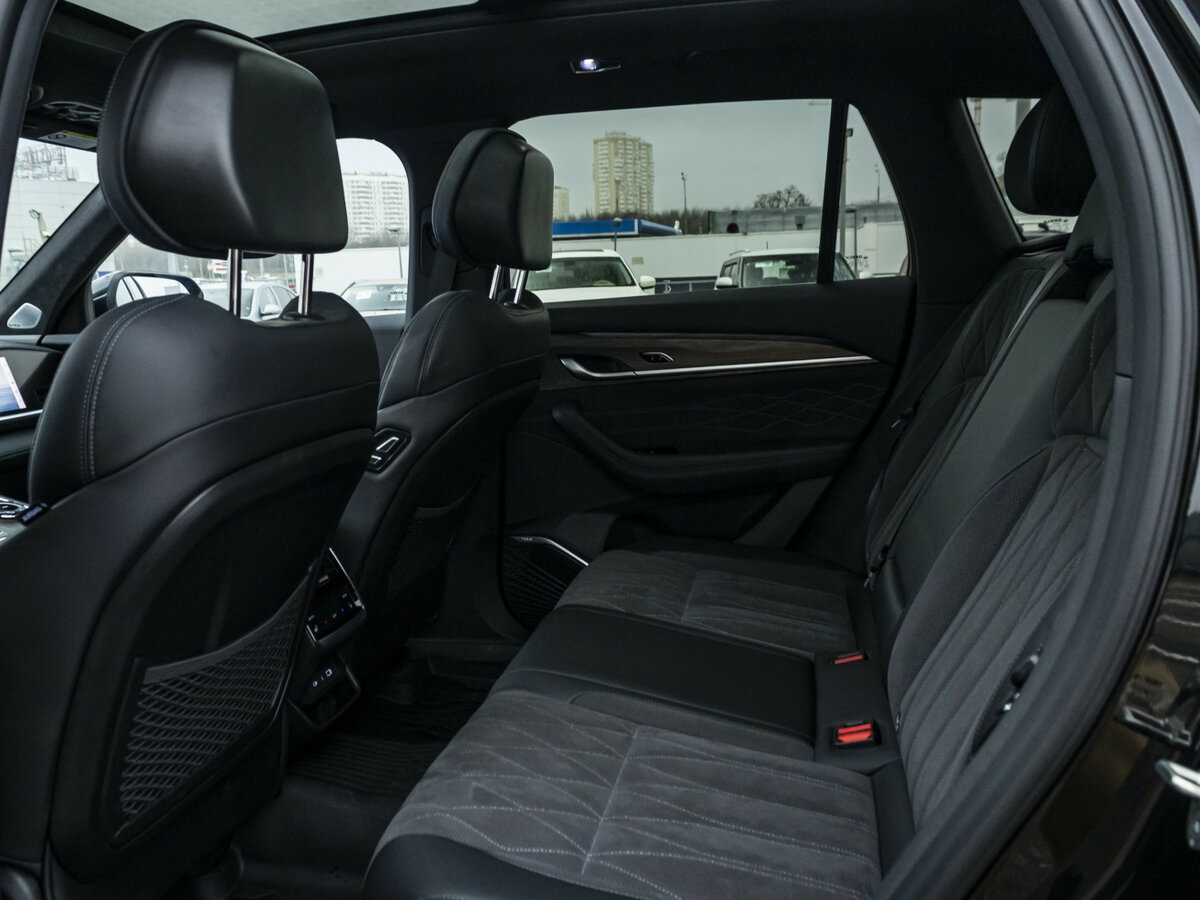 Geely Monjaro с пробегом — 2025 год. Фото: #13