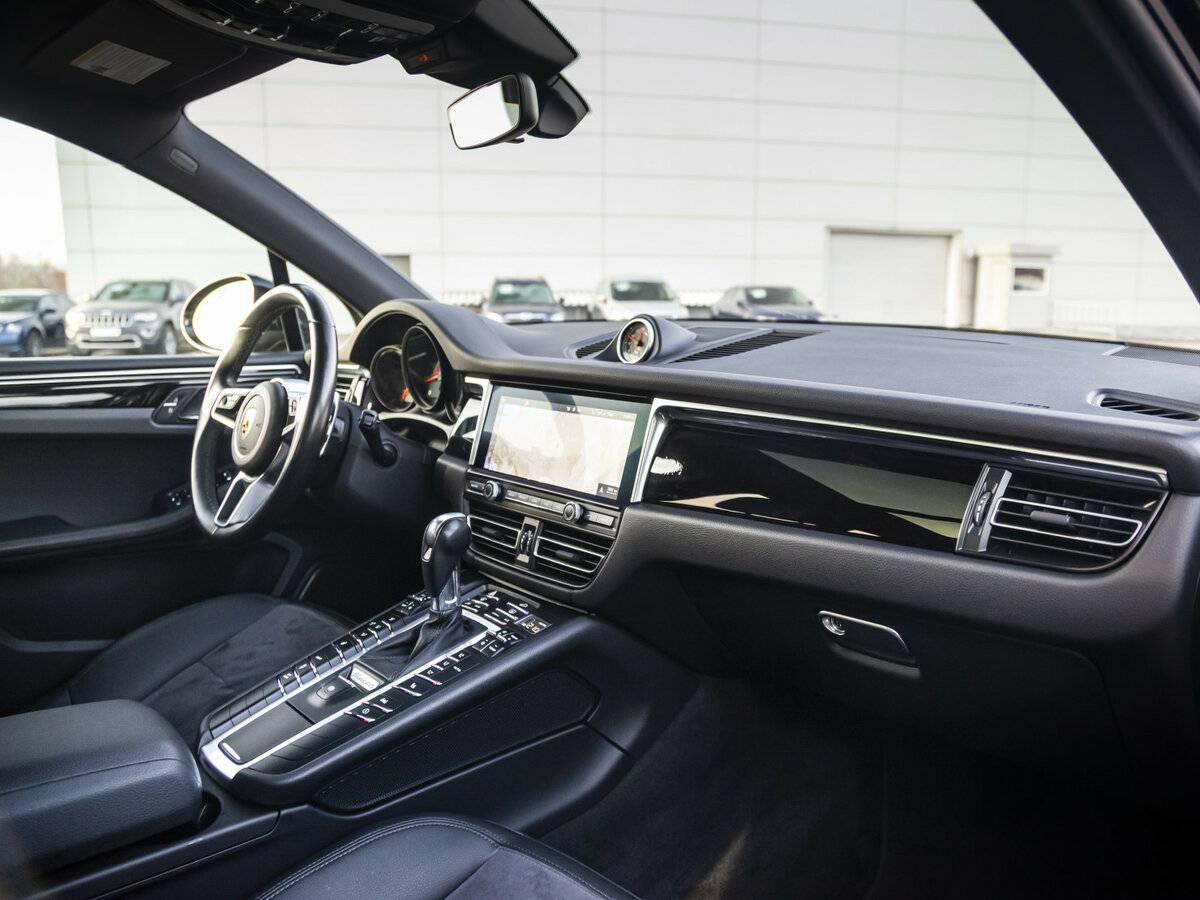 Porsche Macan с пробегом — 2021 год. Фото: #8