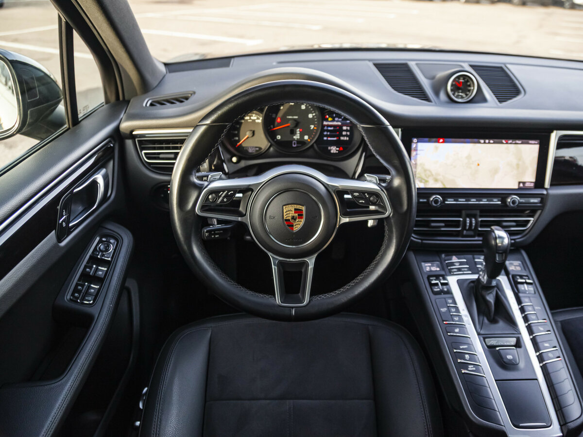 Porsche Macan с пробегом — 2021 год. Фото: #11