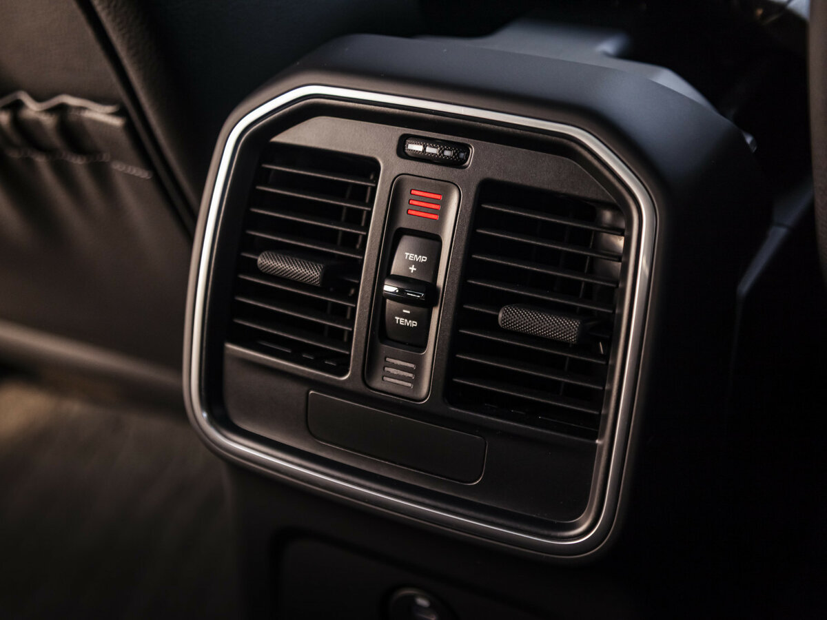 Porsche Macan с пробегом — 2021 год. Фото: #20