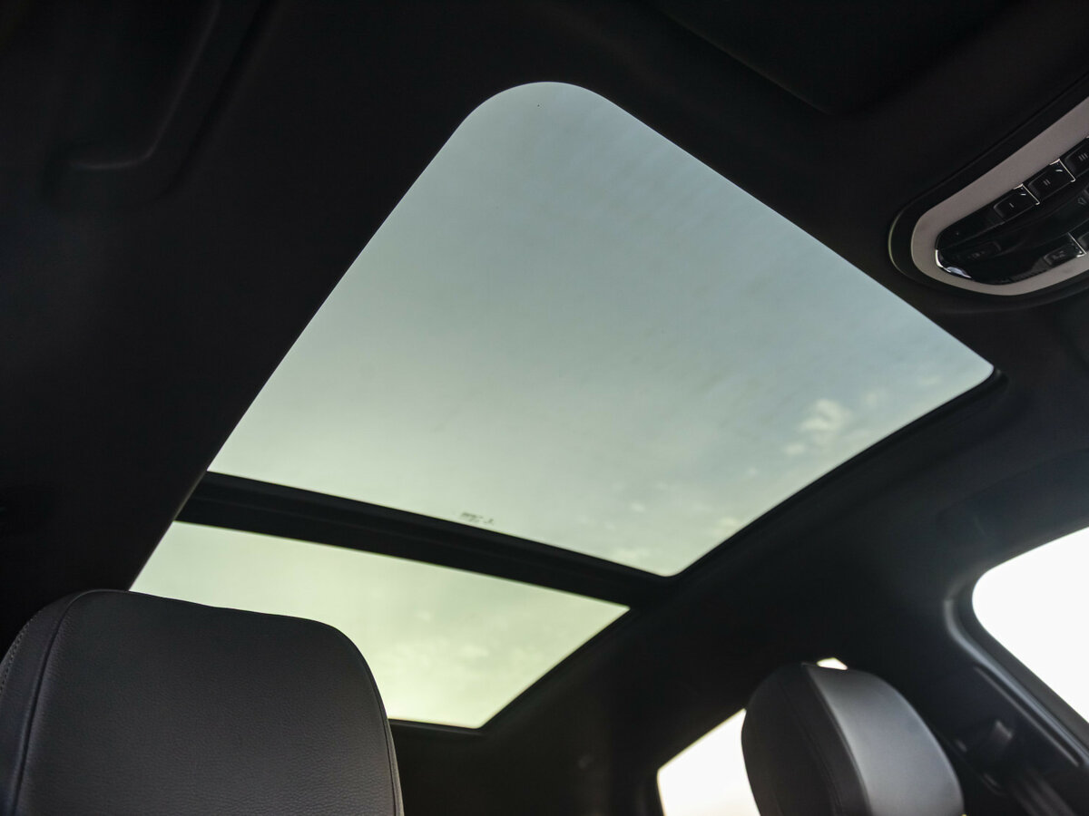 Porsche Macan с пробегом — 2021 год. Фото: #21