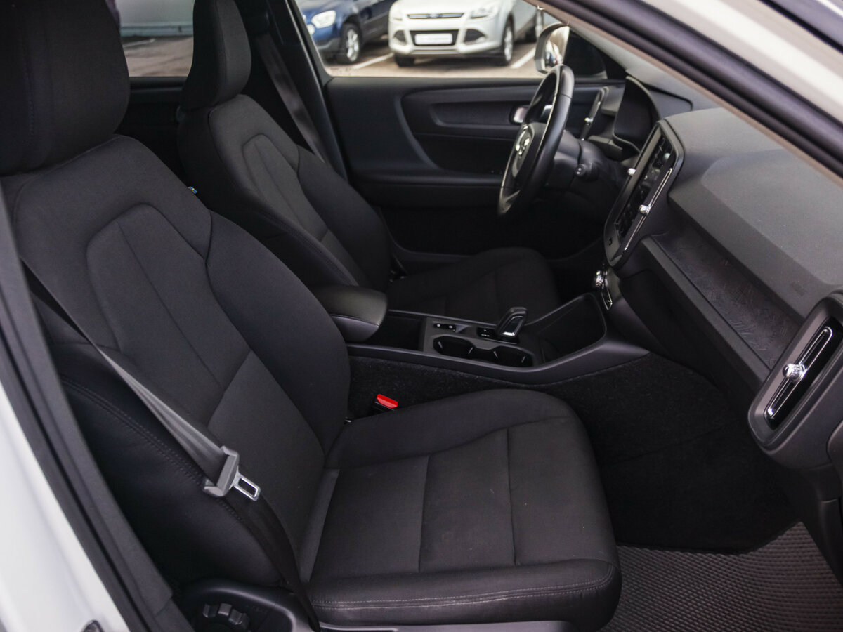 Volvo XC40 с пробегом — 2019 год. Фото: #11