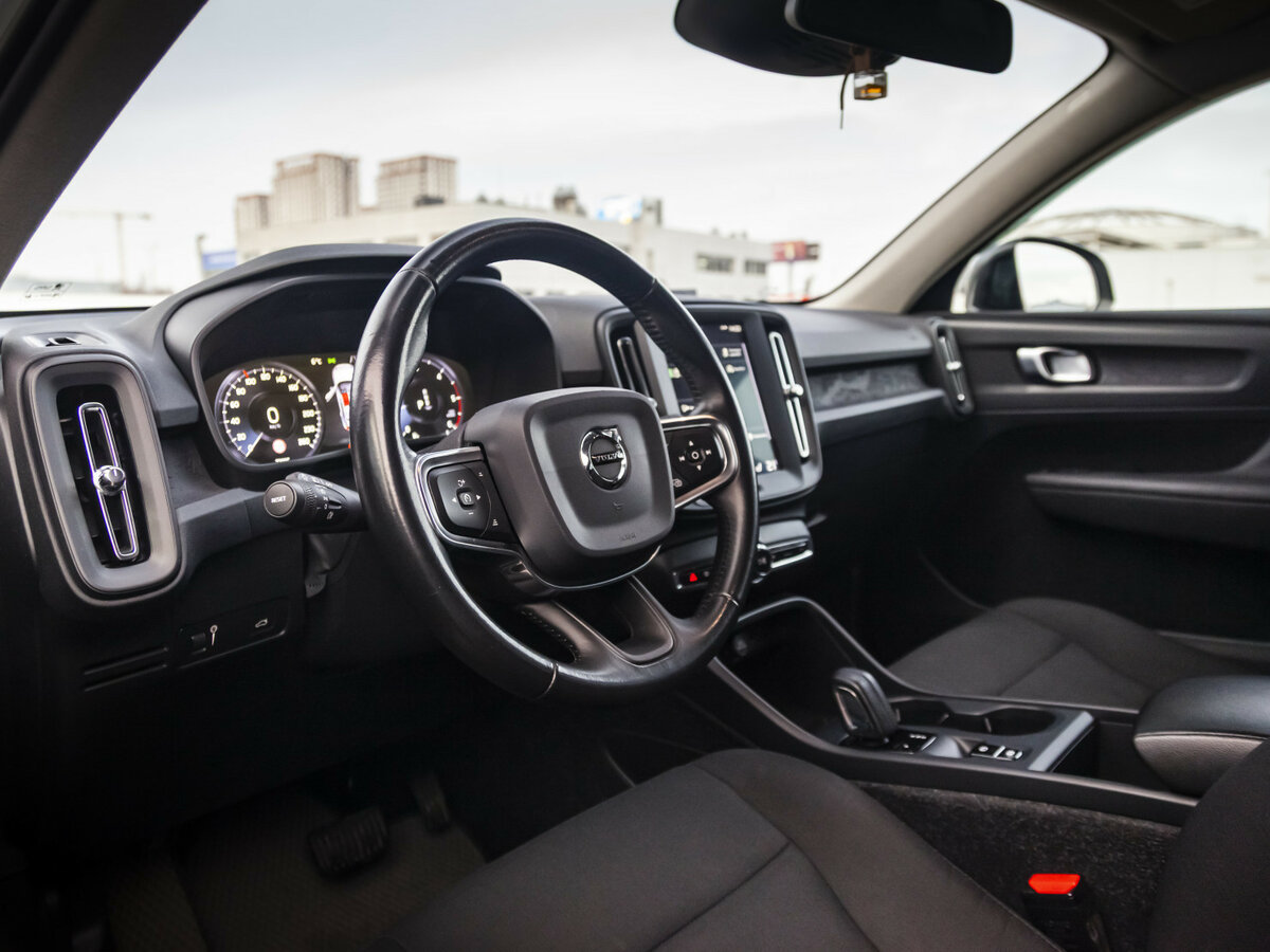 Volvo XC40 с пробегом — 2019 год. Фото: #12