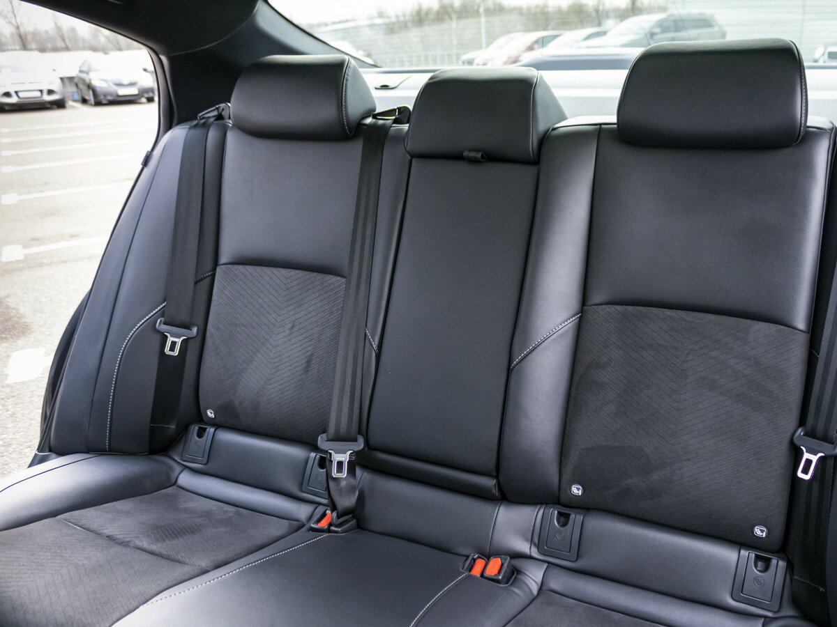 Toyota Camry с пробегом — 2024 год. Фото: #14