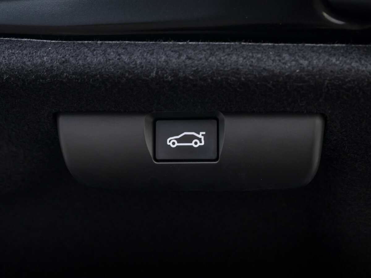 Toyota Camry с пробегом — 2024 год. Фото: #20