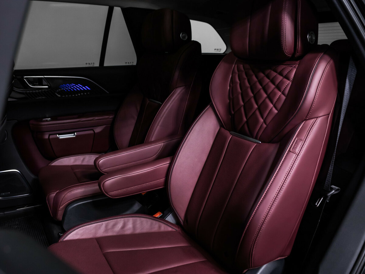 Hongqi E-HS9 с пробегом — 2021 год. Фото: #12