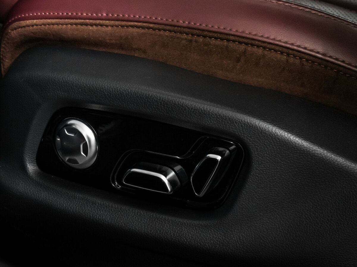 Hongqi E-HS9 с пробегом — 2021 год. Фото: #23