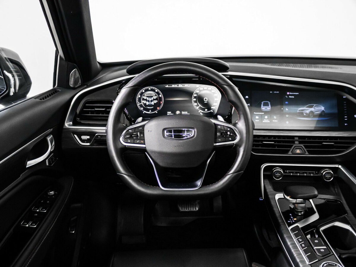 Geely Tugella с пробегом — 2024 год. Фото: #8