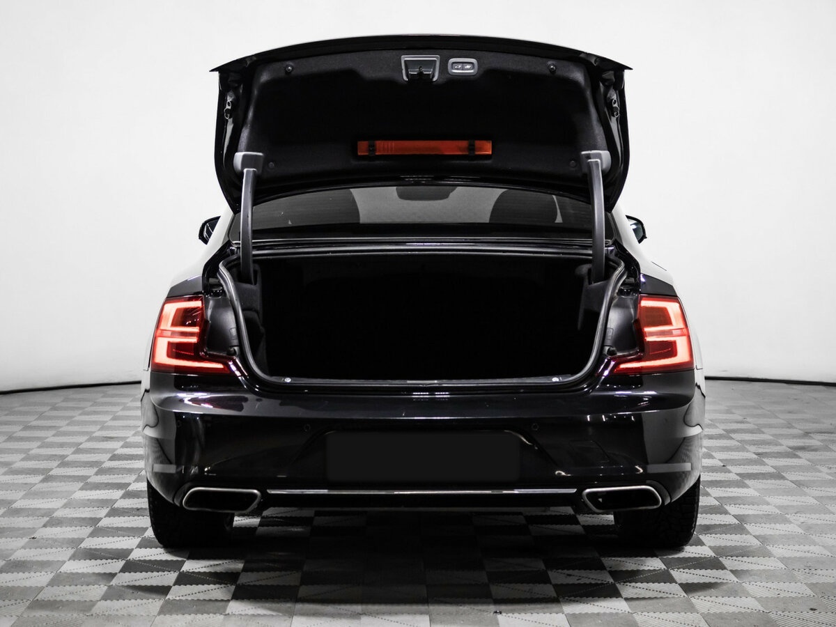 Volvo S90 с пробегом — 2019 год. Фото: #12