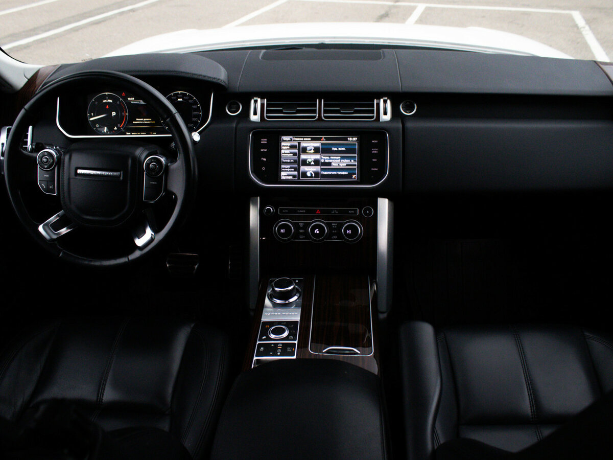 Land Rover Range Rover с пробегом — 2014 год. Фото: #10