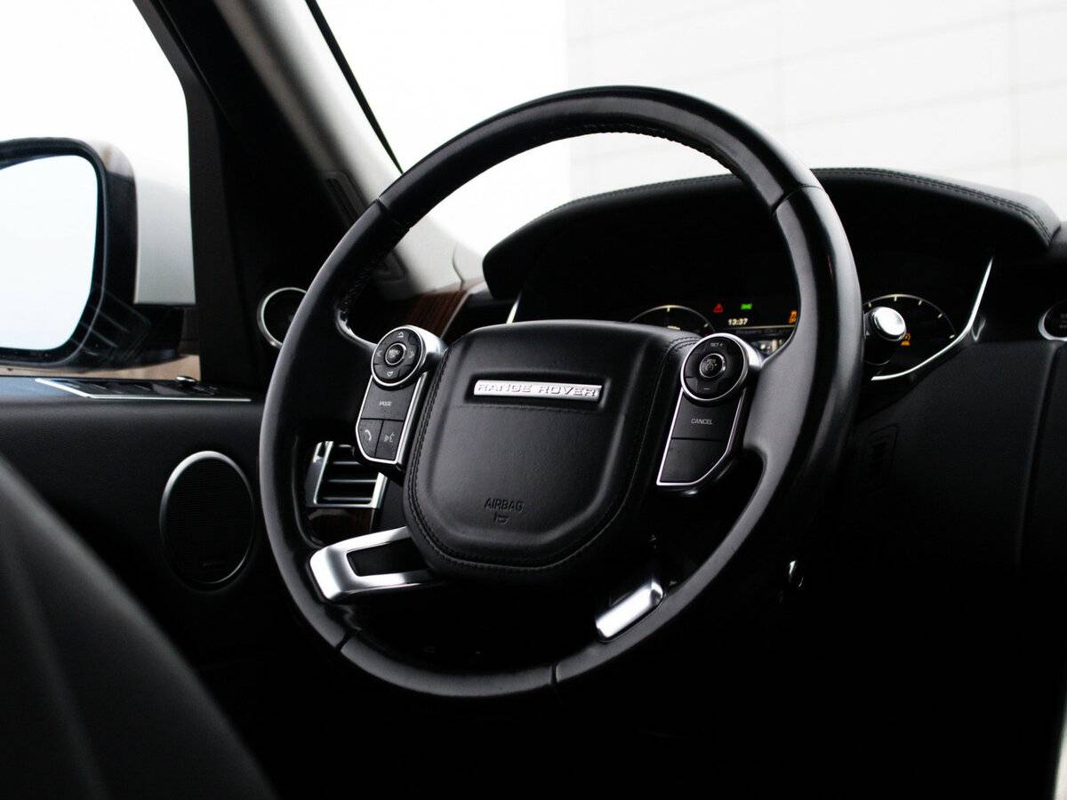 Land Rover Range Rover с пробегом — 2014 год. Фото: #14