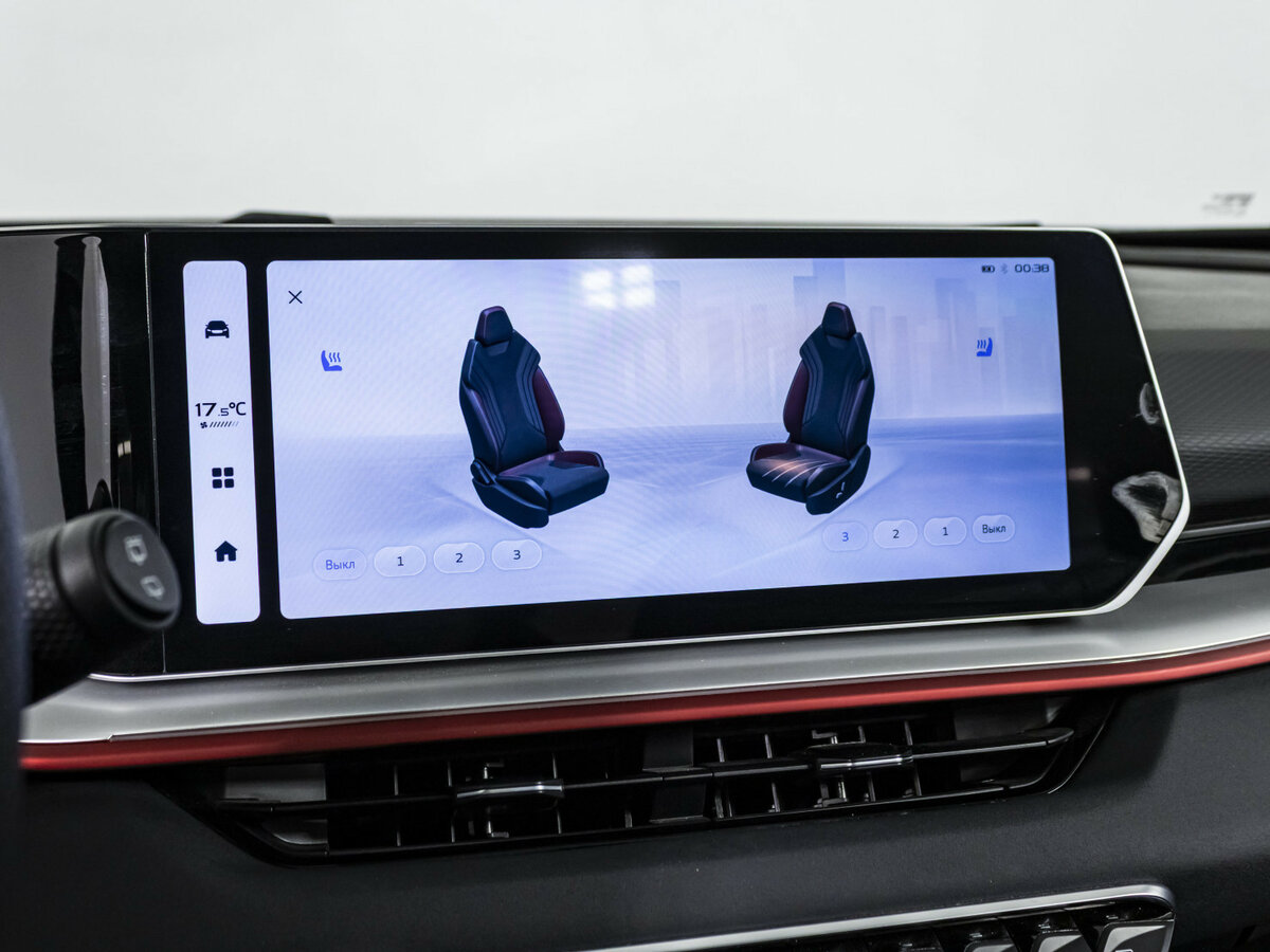 Geely Coolray с пробегом — 2024 год. Фото: #16