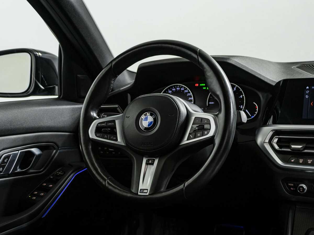 BMW 3 серии с пробегом — 2019 год. Фото: #9