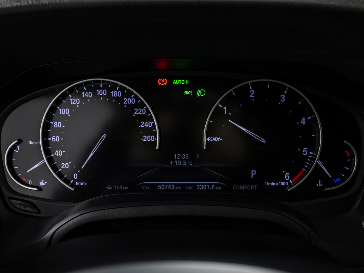 BMW 3 серии с пробегом — 2019 год. Фото: #11