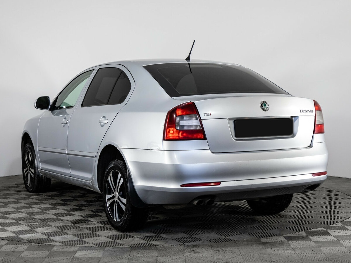 Skoda Octavia с пробегом — 2011 год. Фото: #5