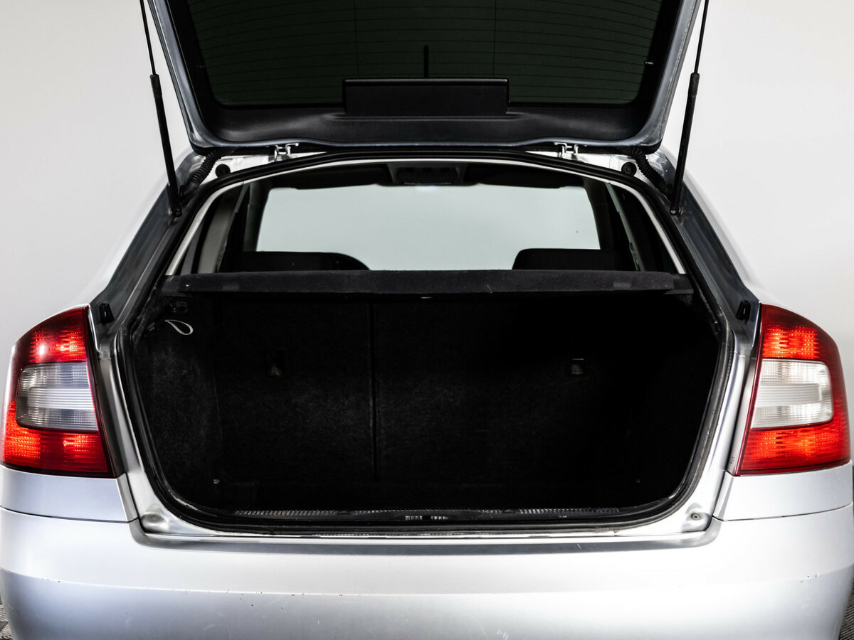 Skoda Octavia с пробегом — 2011 год. Фото: #13