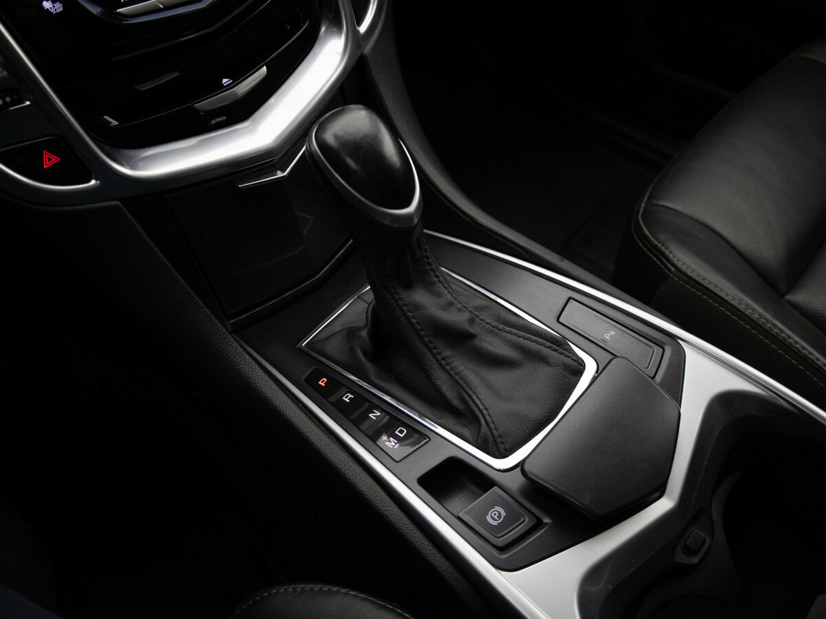 Cadillac SRX с пробегом — 2013 год. Фото: #7