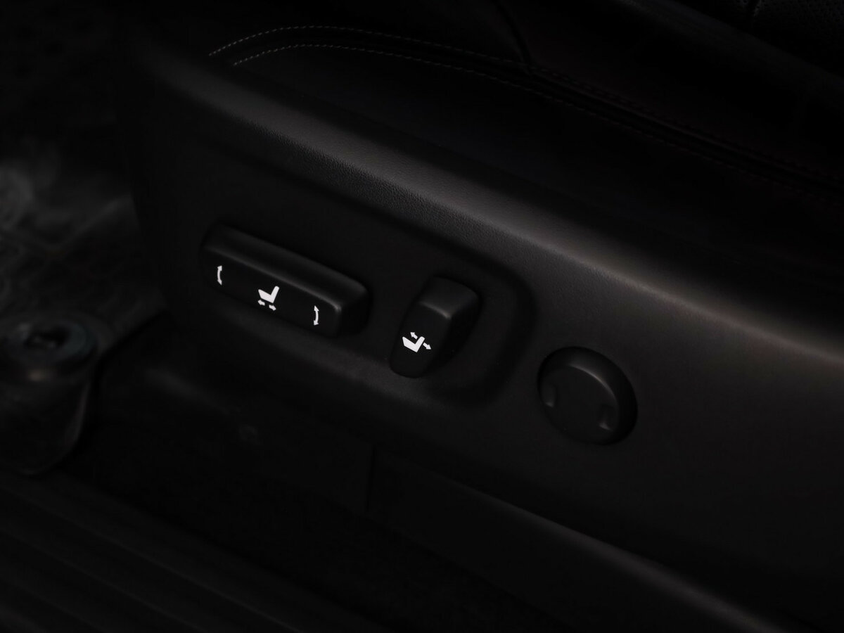 Toyota Land Cruiser Prado с пробегом — 2018 год. Фото: #25