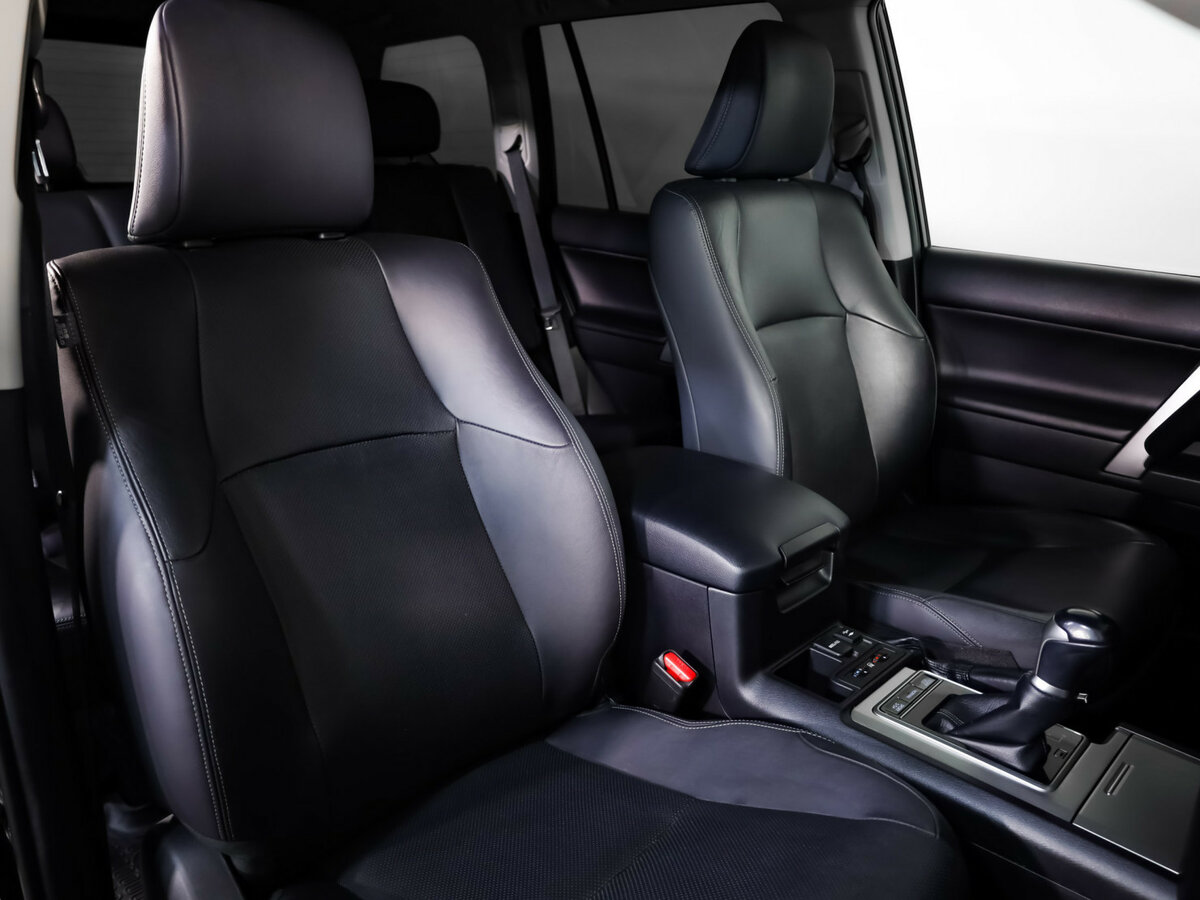 Toyota Land Cruiser Prado с пробегом — 2018 год. Фото: #26