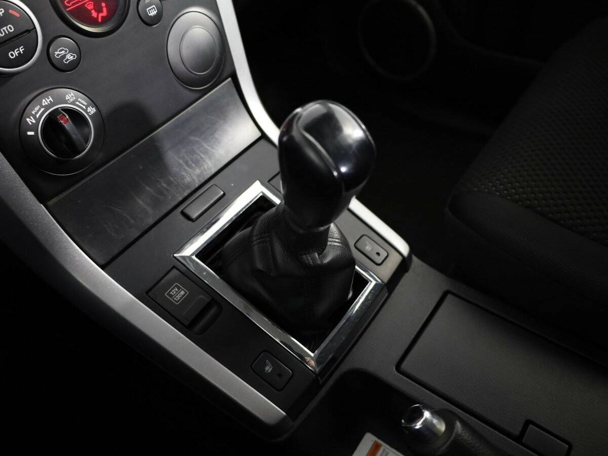 Suzuki Grand Vitara с пробегом — 2011 год. Фото: #7