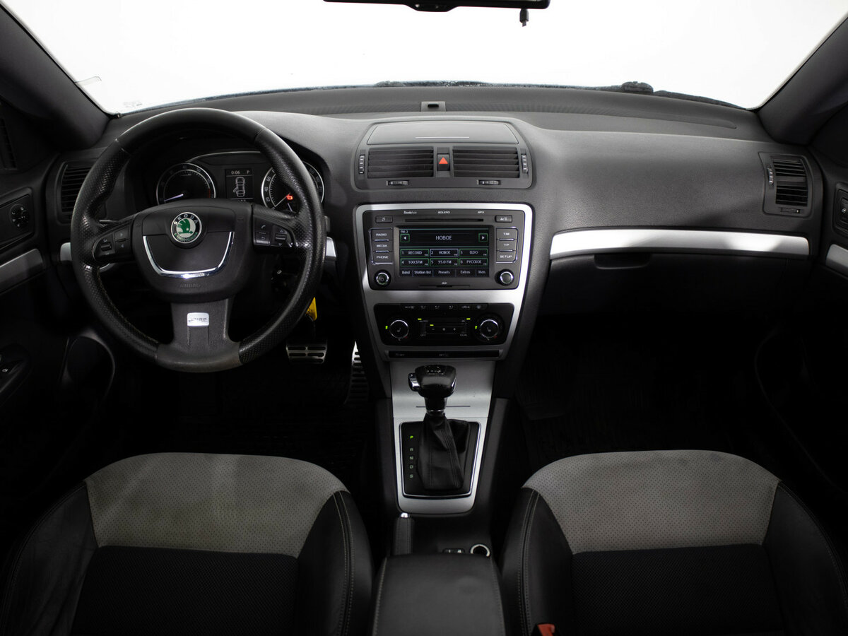 Skoda Octavia RS с пробегом — 2011 год. Фото: #6