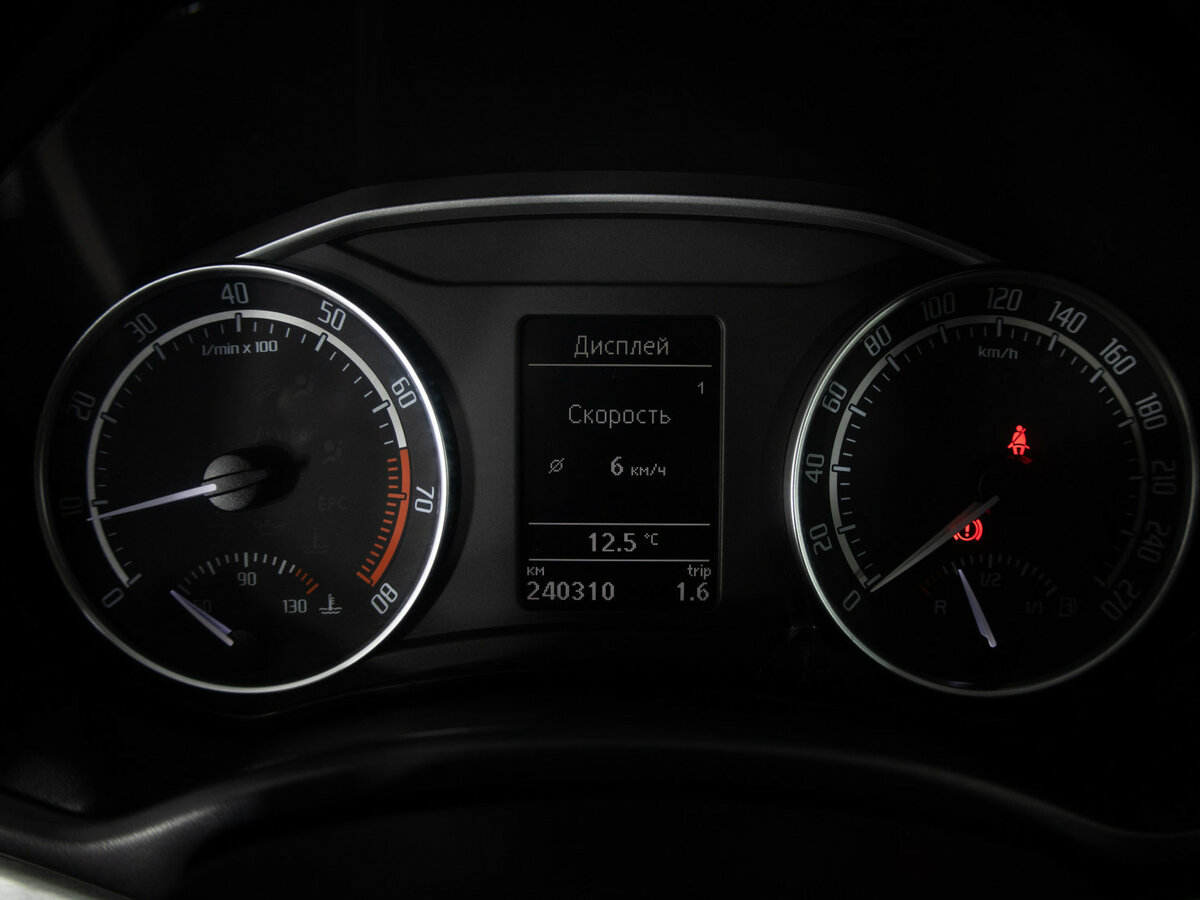 Skoda Octavia RS с пробегом — 2011 год. Фото: #8