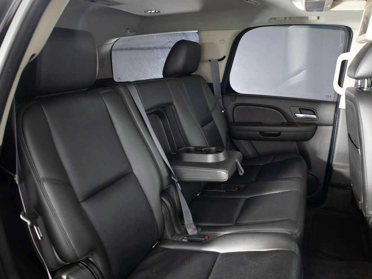 Chevrolet Tahoe с пробегом — 2012 год. Фото: #17