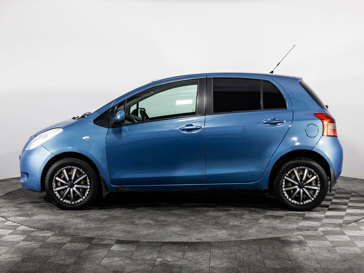 Toyota Yaris с пробегом — 2007 год. Фото: #7