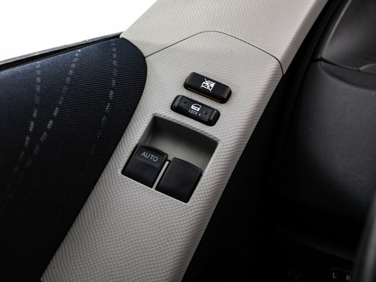 Toyota Yaris с пробегом — 2007 год. Фото: #14