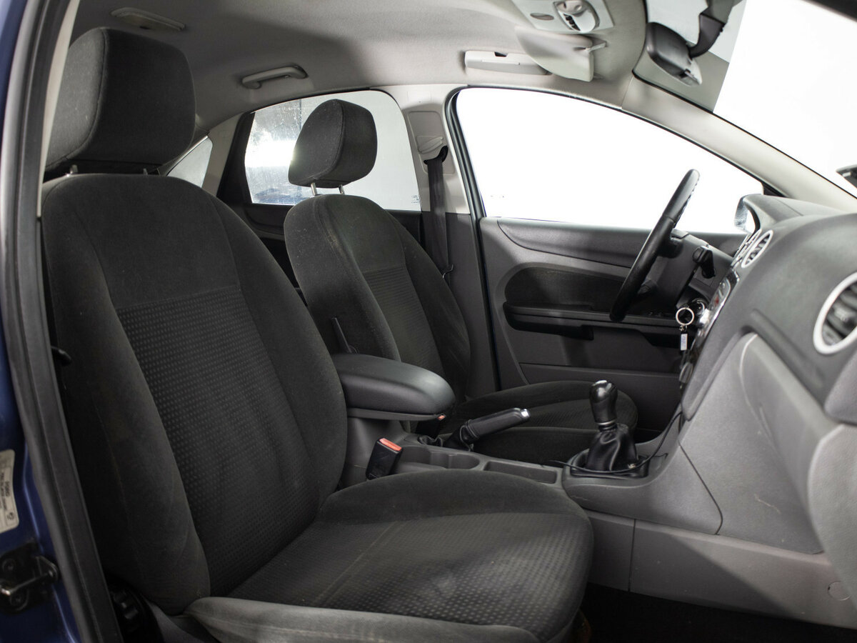 Ford Focus с пробегом — 2007 год. Фото: #10