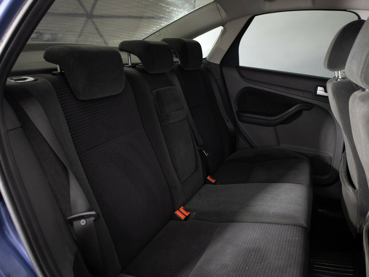 Ford Focus с пробегом — 2007 год. Фото: #11