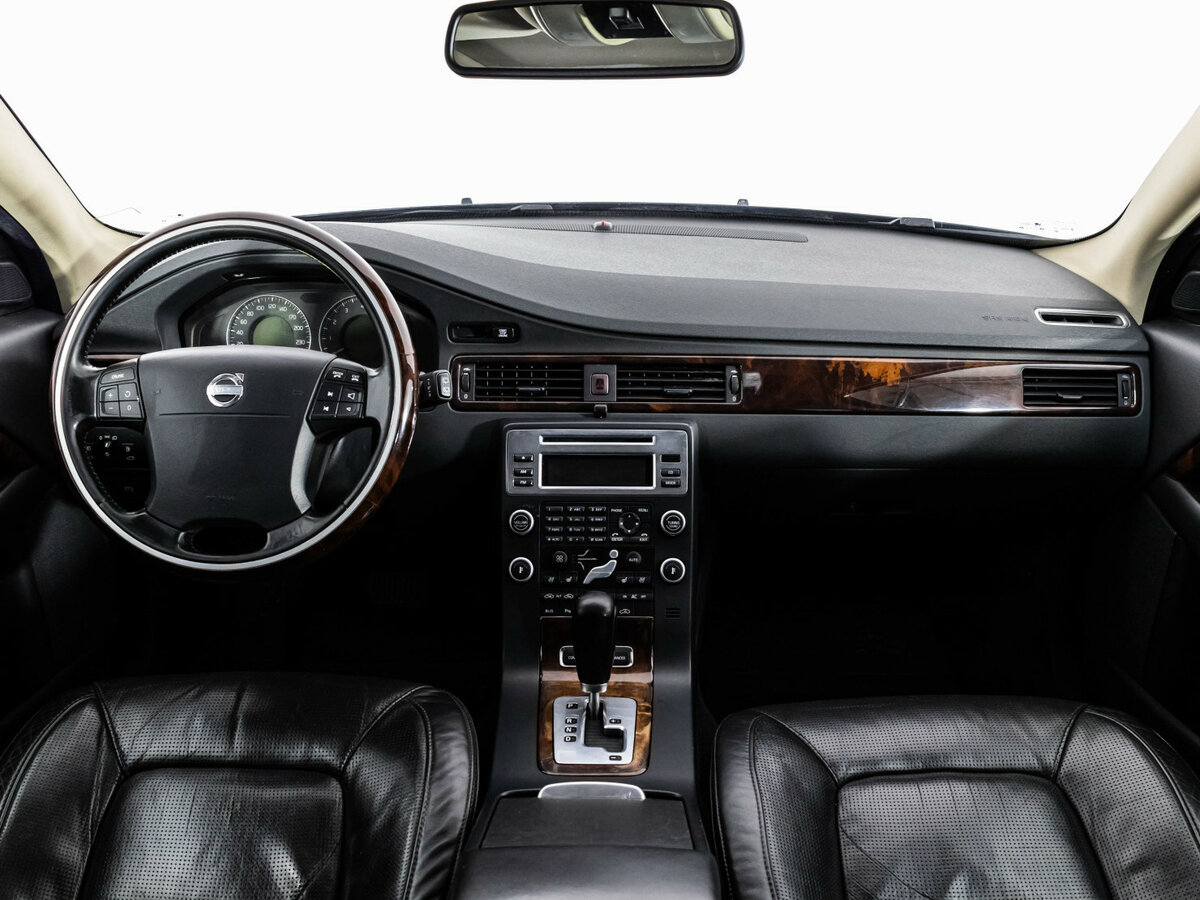 Volvo XC70 с пробегом — 2007 год. Фото: #7