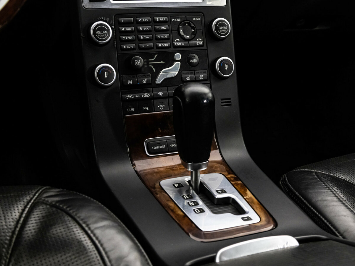 Volvo XC70 с пробегом — 2007 год. Фото: #9