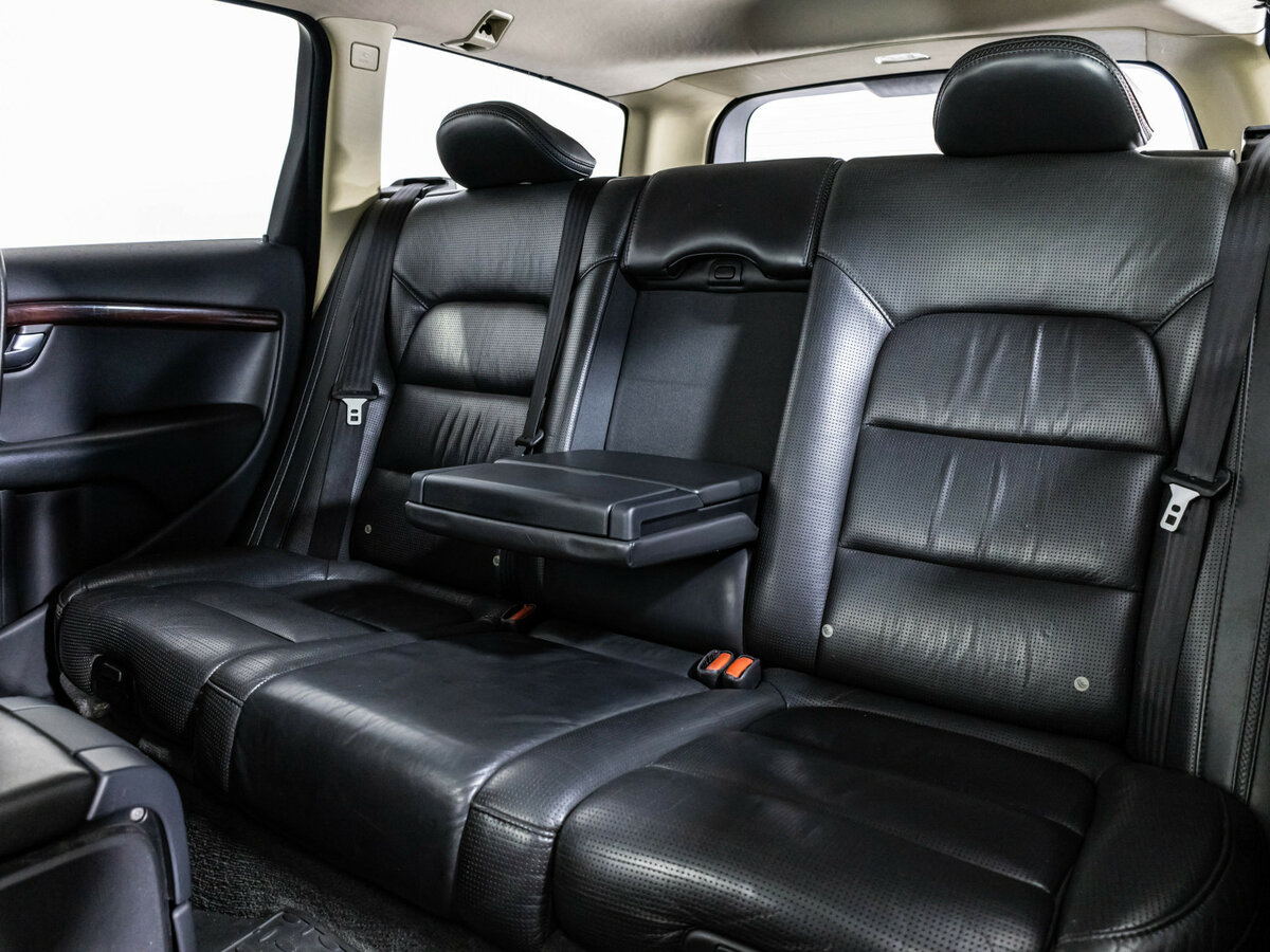 Volvo XC70 с пробегом — 2007 год. Фото: #16