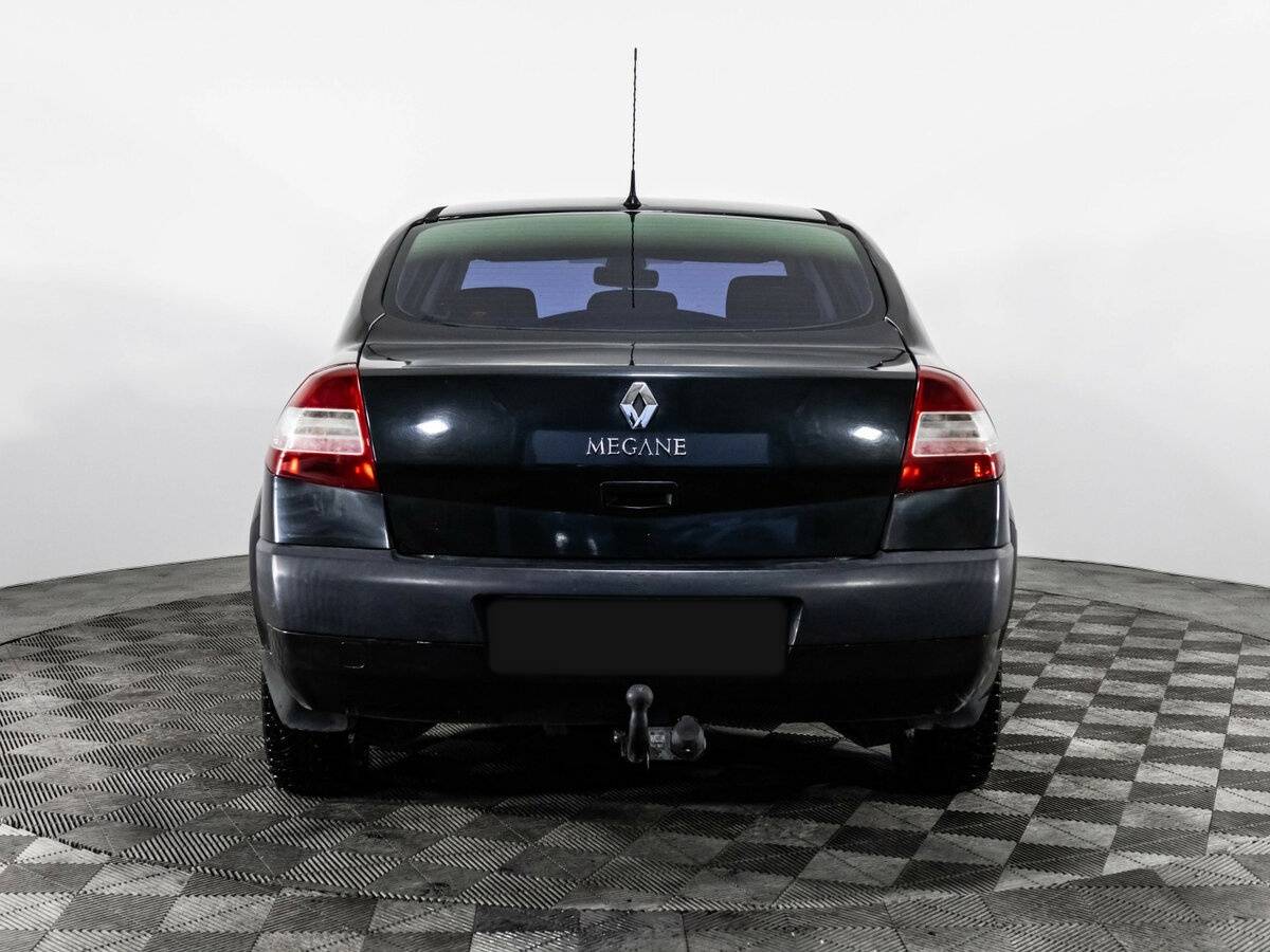 Renault Megane с пробегом — 2005 год. Фото: #4