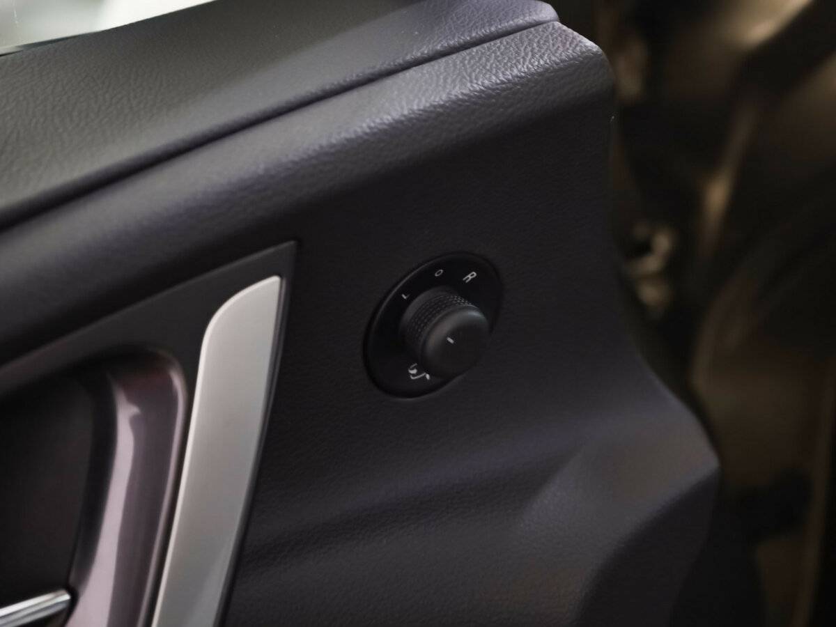 Opel Astra с пробегом — 2012 год. Фото: #12