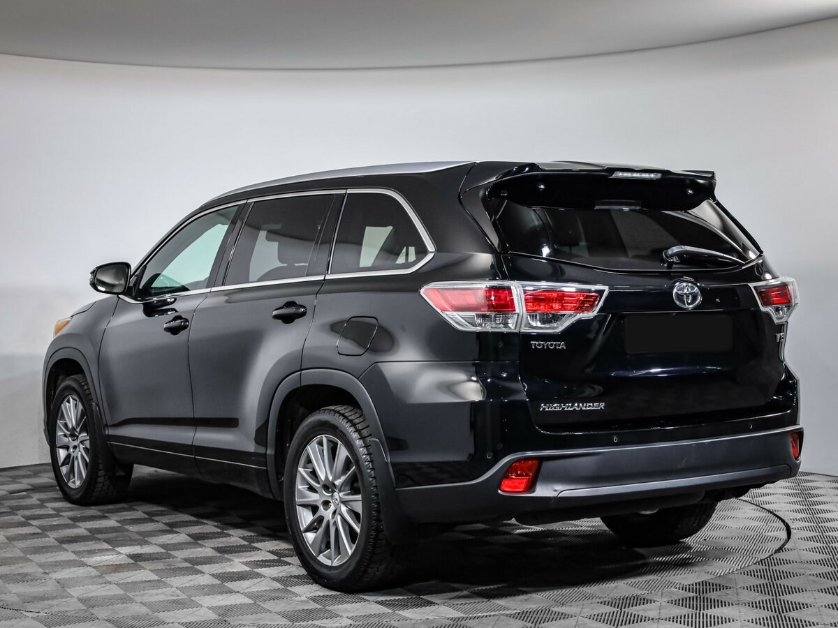 Toyota Highlander с пробегом — 2015 год. Фото: #6