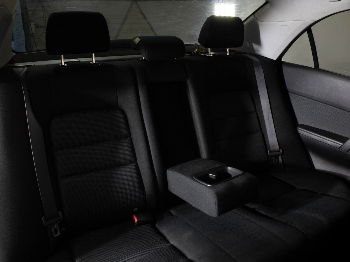 Mazda 6 с пробегом — 2007 год. Фото: #10