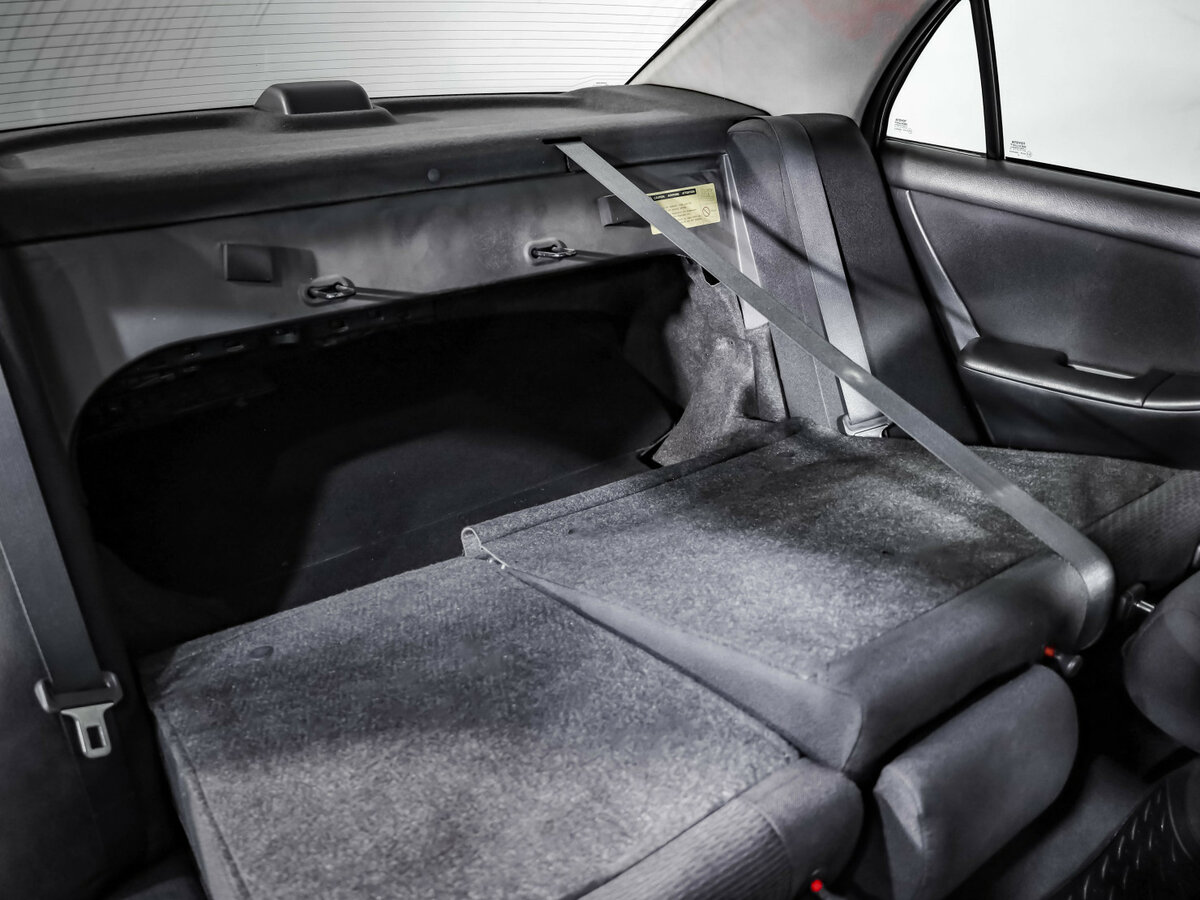 Toyota Corolla с пробегом — 2006 год. Фото: #21