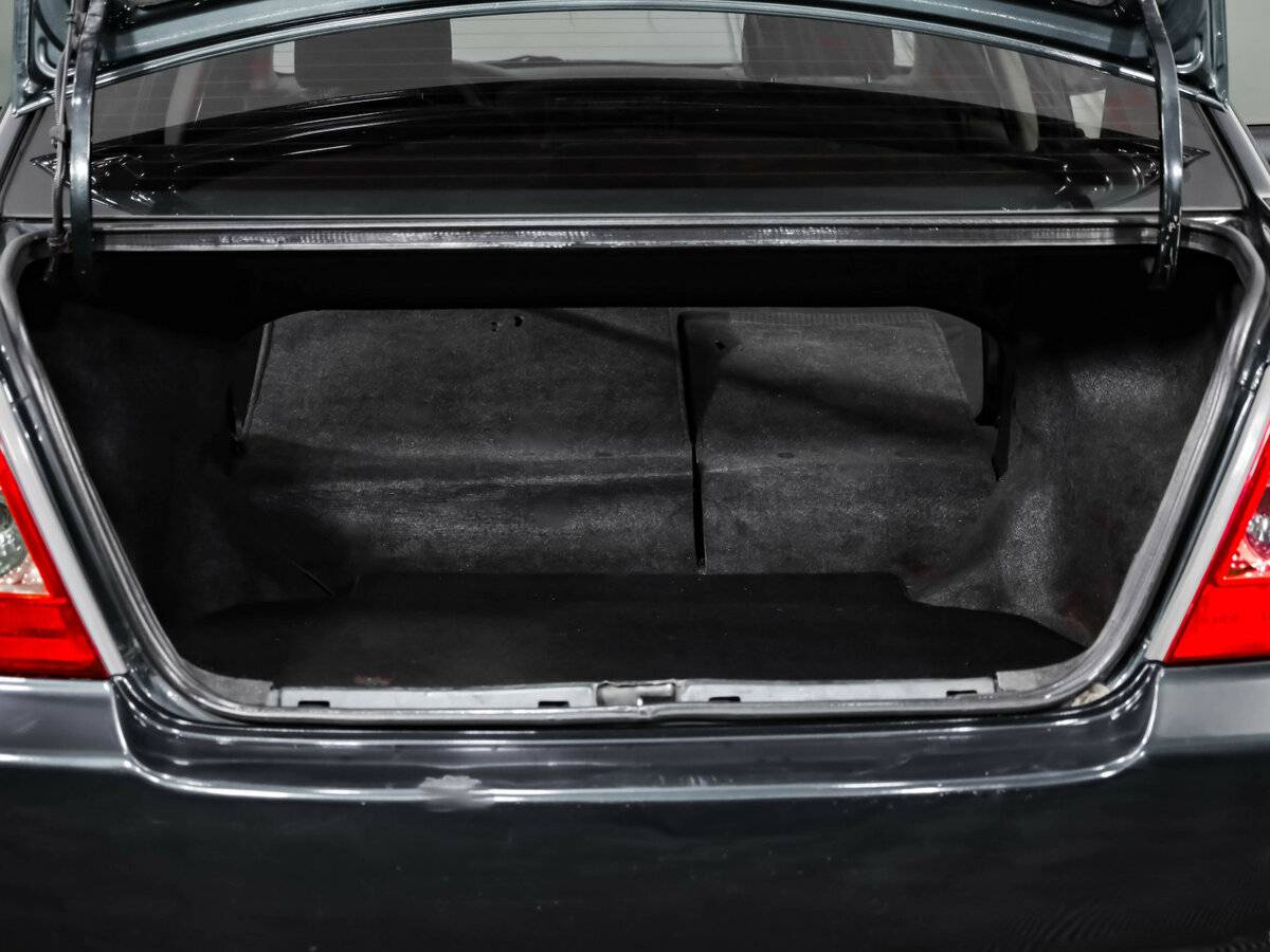 Toyota Corolla с пробегом — 2006 год. Фото: #24