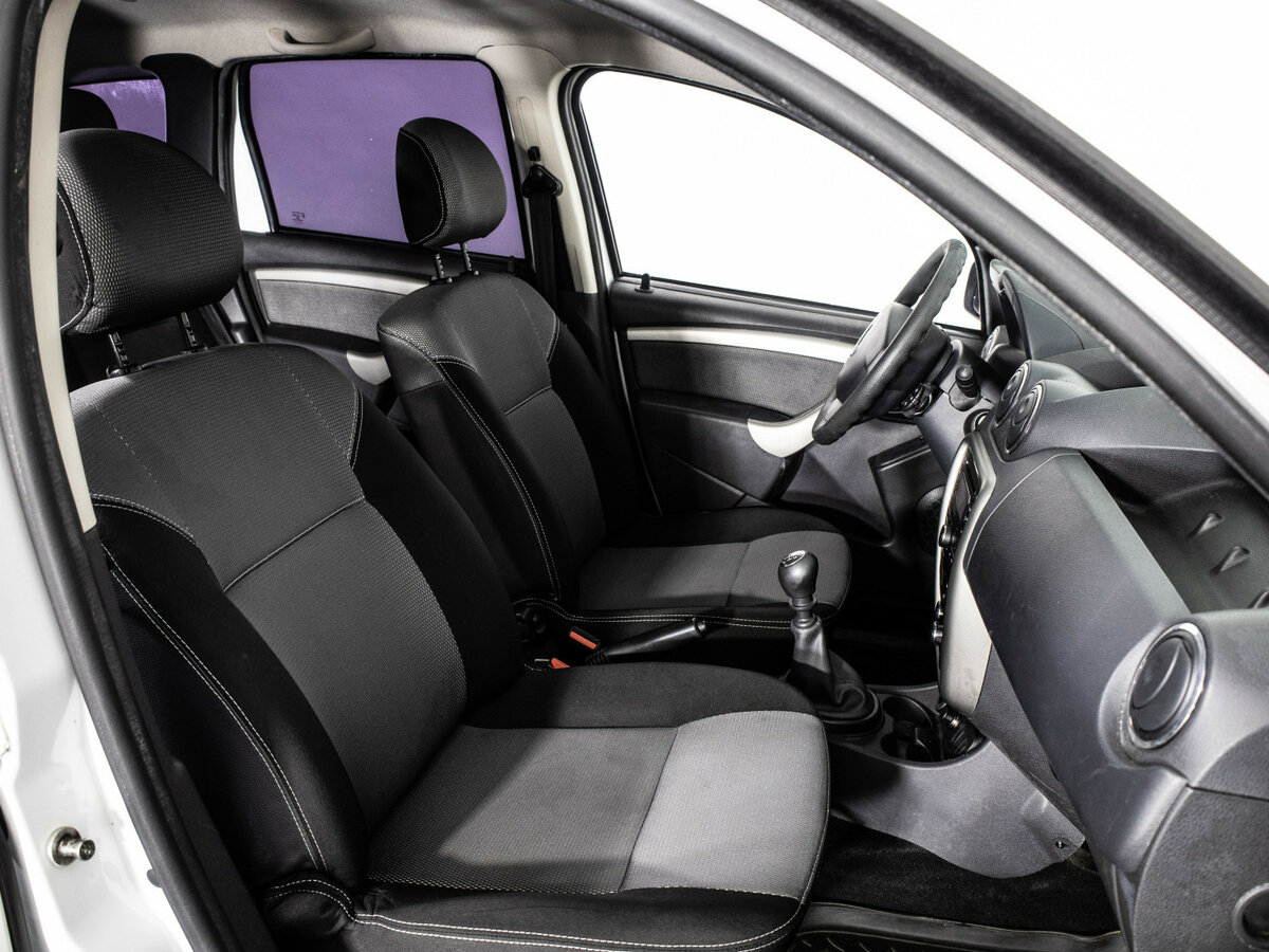 Renault Duster с пробегом — 2014 год. Фото: #10