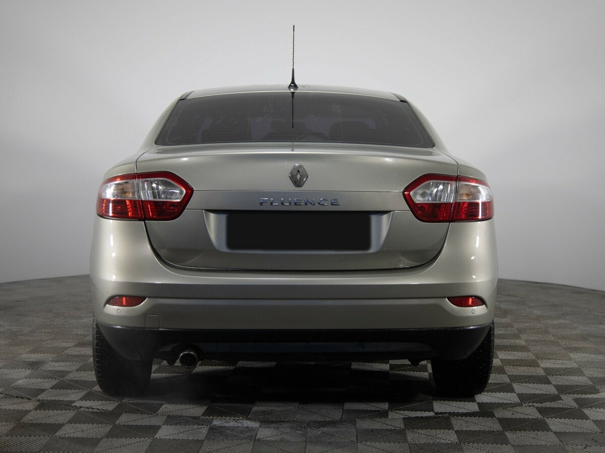 Renault Fluence с пробегом — 2014 год. Фото: #4
